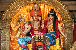 Temple - 01--22_Nov_2011_IN_BL_IA_Day2(64)_watermarked.jpg