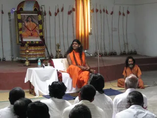Swamiji-Having-Meeting-With-Tamilnadu-Organisers - batch_IMG_1702.jpg