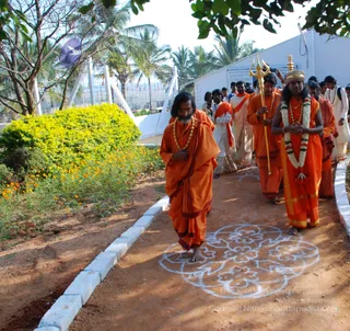 Welcoming-Swamiji - watermark_DSC_0870.JPG