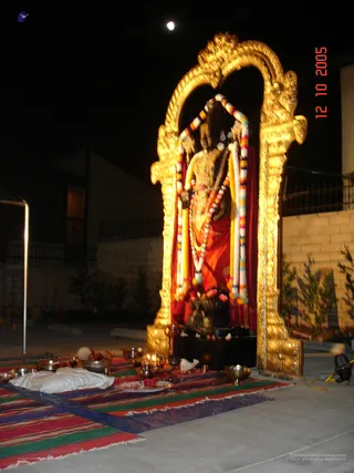 Puja - LA ashram 035_watermarked.jpg
