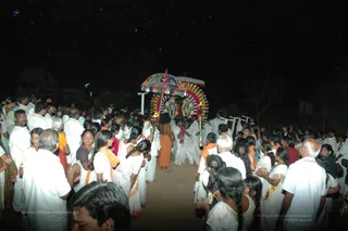 Procession - batch_DSC_1122.JPG