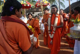 Welcoming-Swamiji-And-Procession - watermark_DSC_0111.JPG