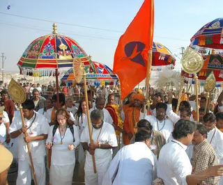 Procession - india-Ashram-Dic.30-31-1 -.05-06 383_watermarked.jpg