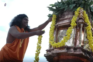 Flag-Hoisting-By-Swamiji - DSC_0643.JPG