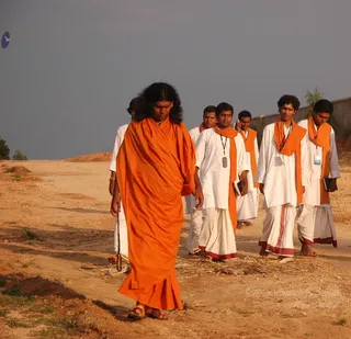 Swamiji-In-Rounds - DSC_2613.JPG