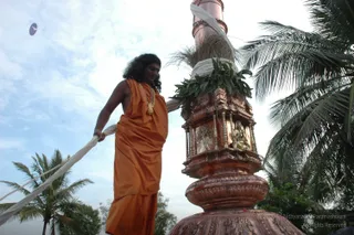 Flag-Hoisting-By-Swamiji - DSC_0619.JPG