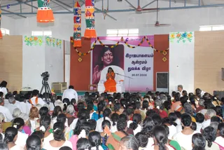 Ananda Sabha Discourse - DSC_0175_watermarked.jpg
