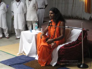 Swamiji-Having-Meeting-With-Tamilnadu-Organisers - batch_IMG_1662.jpg
