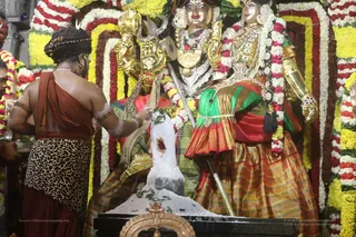Swayambhulingaabhishekam - 7T7A9437.jpg