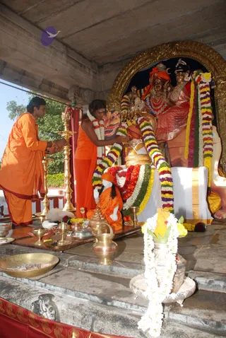 Welcoming-Swamiji-And-Procession - watermark_DSC_0188.JPG