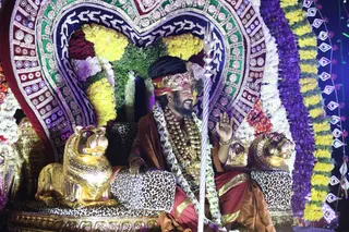 Procession - G28A7928.jpg