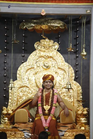 Pratyaksha Pada Puja - _MG_3286.JPG