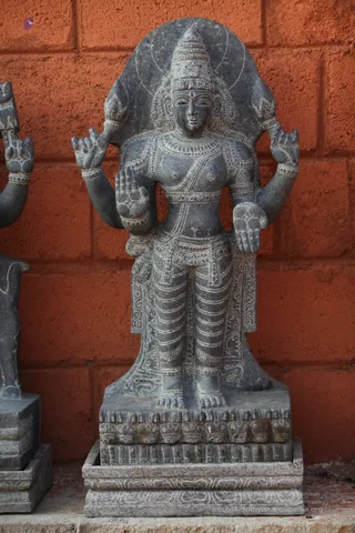 Nithyananda-Sacredarts-Stone-Deity - batch_IMG_0040.JPG