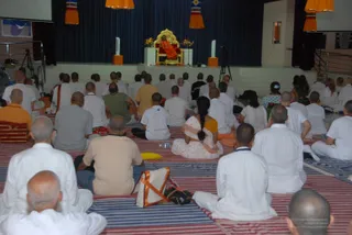 Swamiji-In-Lep-Meeting - DSC_8293.JPG