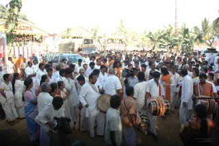 Procession Back - DSC_0287_watermarked.jpg