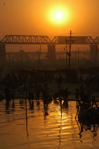 Glimpses Of Kumbh - india-Ashram-Dic.30-31-1 -.05-06 123_watermarked.jpg