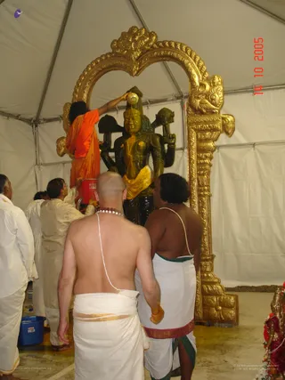 Venkateshwara Abhishekam - LA ashram 053_watermarked.jpg