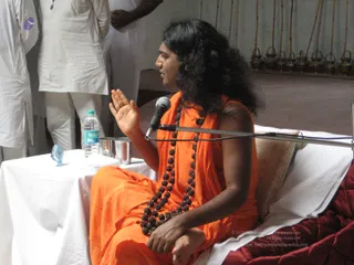 Swamiji-Having-Meeting-With-Tamilnadu-Organisers - batch_IMG_1657.jpg