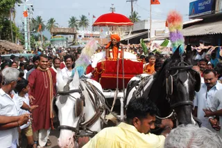 Procession - batch_DSC_0021.JPG