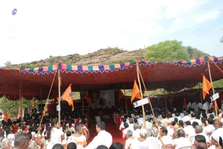 Swamiji-Addressing - batch_DSC_0377.JPG