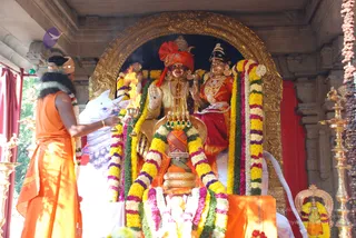 Swamiji-In-Temple - watermark_DSC_0242.JPG