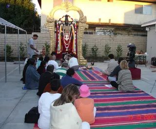 Puja - LA ashram 004_watermarked.jpg