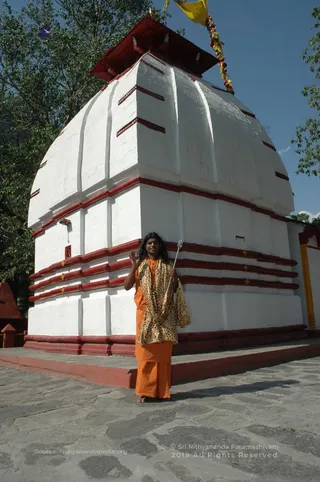 At Kashi Vishwanath - Picture 031.jpg
