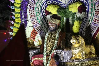 Procession - IMGL2590.jpg