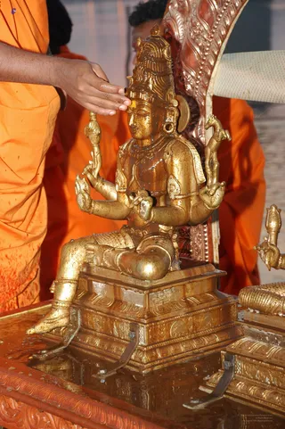 Abhishekam - DSC_5368_watermarked.jpg