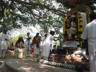 Milk Offering - ShivRathri_2005_ashram (63)_watermark.jpg