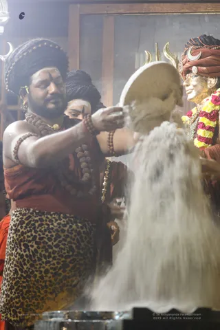 Swayambhulingaabhishekam - 7T7A9388.jpg