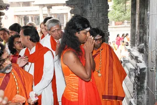Visit-To-Arunachaleshwara-Temple - 04--Swamiji-at-Ganesha-Temple_10.jpg