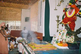 Ayush Homa - F1050010_watermarked.jpg