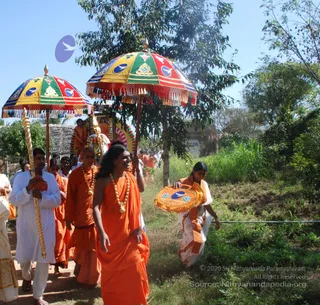 Procession - watermark_DSC_1685.JPG