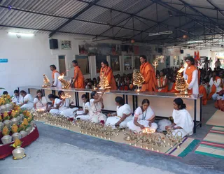Procession - DSC_0670_watermarked.jpg