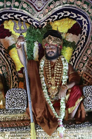 Procession - G28A8119.jpg