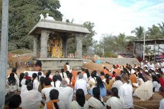 Flag-Hoisting-By-Swamiji - DSC_0326.JPG