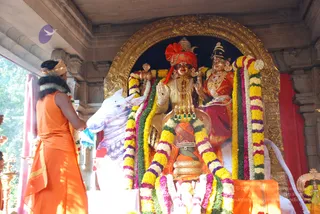 Swamiji-In-Temple - watermark_DSC_0245.JPG