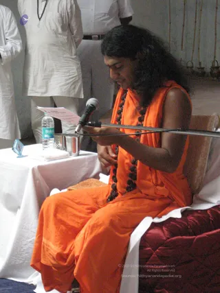 Swamiji-Having-Meeting-With-Tamilnadu-Organisers - batch_IMG_1733.jpg