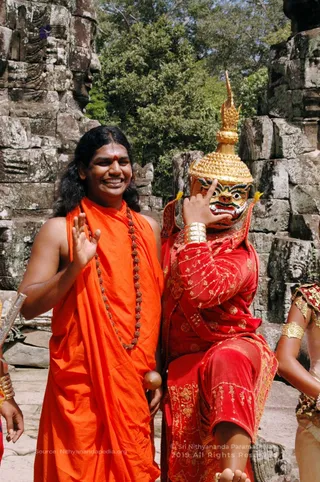At Angkor Wat - DSC_0226.jpg