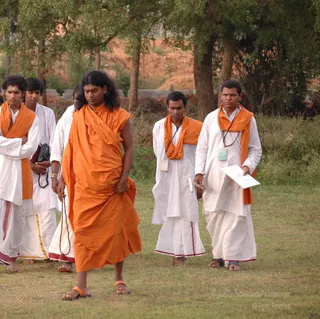 Swamiji-In-Rounds - DSC_2539.JPG