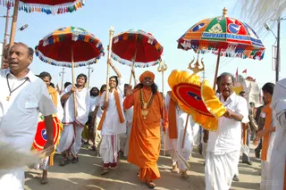 Procession - india-Ashram-Dic.30-31-1 -.05-06 369_watermarked.jpg