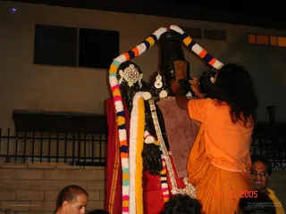 Puja - LA ashram 002_watermarked.jpg
