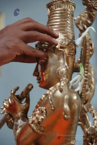 Swamiji-Doing-Pranaprathistha-To-Deities - DSC_3305.JPG