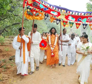 Welcoming-Swamiji - DSC_1996.jpg