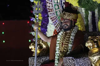Procession - G28A8003.jpg
