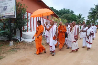 Swamiji-Went-Around-Temple - DSC_9597.JPG