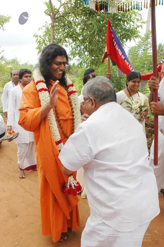 Welcoming-Swamiji - DSC_1985.jpg