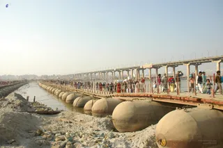 Glimpses Of Kumbh - india-Ashram-Dic.30-31-1 -.05-06 027_watermarked.jpg