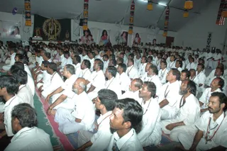 Meeting-With-Devotees - DSC_6539.JPG